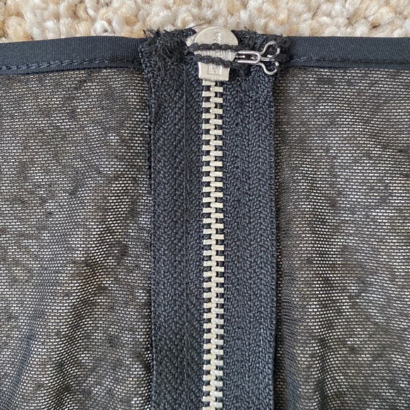 Express Floral Lace Tank with Zip Back - Picture 3 of 10